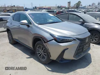 2022 Lexus NX 350 Premium z VIN 2T2GGCEZ1NC008202, wystawiony jako IAAI lot #42438898 z przebiegiem 14 729 mil mil oraz . Historia ofert i sprzedaży dostępna na DreamBid. Obrazek 1.