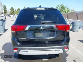 2020 Mitsubishi Outlander ES с VIN JA4AD2A35LJ001182, выставлен на аукционе IAAI как лот 42017800 с пробегом 26 771 миль миль и . История ставок и продаж доступна на DreamBid. Изображение 16.