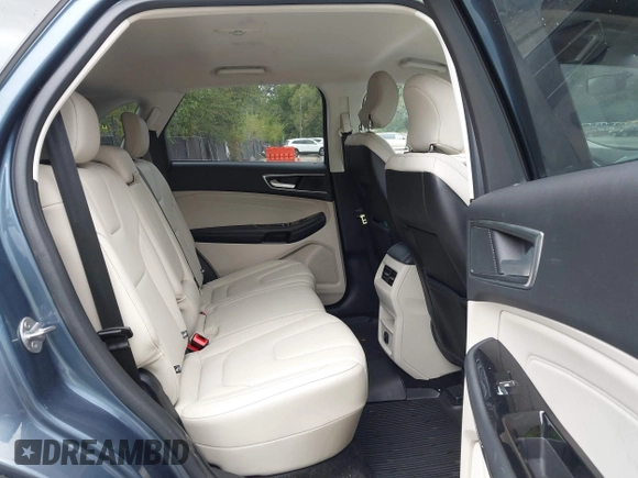 2018 Ford Edge Titanium with VIN 2FMPK4K83JBB58699, listed as a IAAI auction lot 40408086 with 72,121 mi miles. Bid and sale history available at carsss.com. Image 8.