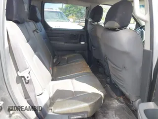 2008 Honda Ridgeline RTL z VIN 2HJYK16548H517715, wystawiony jako IAAI lot #41818060 z przebiegiem 239 399 mil mil oraz . Historia ofert i sprzedaży dostępna na DreamBid. Obrazek 8.
