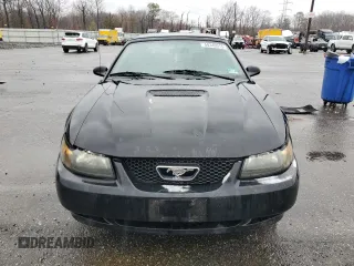 2001 Ford Mustang Deluxe with VIN 1FAFP44411F207916, listed as a Copart auction lot 50349915 with 142,609 mi miles and Salvage Title. Bid and sale history available at carsss.com. Image 5.