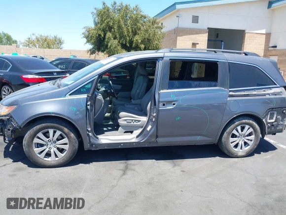 2014 Honda Odyssey EX-L z VIN 5FNRL5H61EB041962, wystawiony jako IAAI lot #42282873 z przebiegiem 134 884 mil mil oraz . Historia ofert i sprzedaży dostępna na DreamBid. Obrazek 6.
