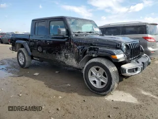 2022 Jeep Gladiator Willys with VIN 1C6HJTAG8NL150240, listed as a Copart auction lot 45631715 with 14,170 mi miles and Salvage title. Bid and sale history available at DreamBid. Image 4.
