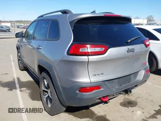 2017 Jeep Cherokee Trailhawk с VIN 1C4PJMBS2HW568695, выставлен на аукционе IAAI как лот 41743347 с пробегом 103 387 миль миль и . История ставок и продаж доступна на DreamBid. Изображение 3.