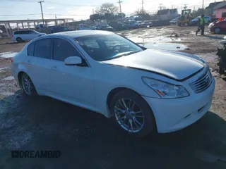 2008 Infiniti G35 Sedan x with VIN JNKBV61F18M280532, listed as a IAAI auction lot 41923635 with 173,435 mi miles. Bid and sale history available at carsss.com. Image 1.