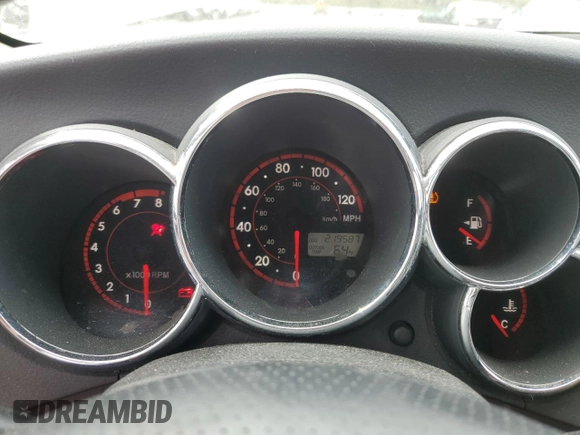 2006 Toyota Matrix STD with VIN 2T1LR32E76C563543, listed as a Copart auction lot 55247675 with 219,587 mi miles and Clean Title. Bid and sale history available at DreamBid. Image 9.