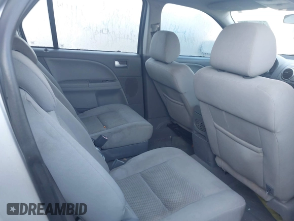 2005 Ford Freestyle SE with VIN 1FMZK01165GA52333, listed as a IAAI auction lot 41062704 with 234,459 mi miles. Bid and sale history available at carsss.com. Image 8.