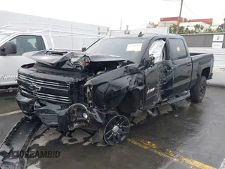 2019 Chevrolet Silverado 2500HD LTZ with VIN 1GC1KTEY2KF111194, listed as a IAAI auction lot 41765920 with 1 mi miles. Bid and sale history available at carsss.com. Image 6.