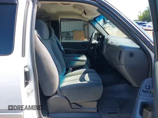 2005 Chevrolet Silverado 1500 LT with VIN 1GCEC19T25Z342858, listed as a IAAI auction lot 42564338 with 144,551 mi miles and . Bid and sale history available at DreamBid. Image 5.