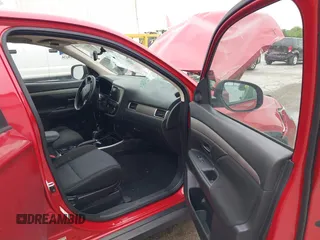 2018 Mitsubishi Outlander SE z VIN JA4AD3A35JZ032324, wystawiony jako IAAI lot #42308789 z przebiegiem 132 966 mil mil oraz . Historia ofert i sprzedaży dostępna na DreamBid. Obrazek 5.