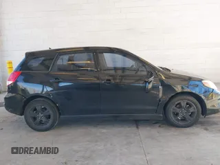 2004 Toyota Matrix Std with VIN 2T1KR32E54C252993, listed as a IAAI auction lot 41703135 with 291,886 mi miles. Bid and sale history available at carsss.com. Image 14.