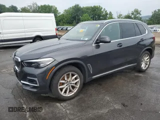 2022 BMW X5 xDrive40i z VIN 5UXCR6C0XN9K77693, wystawiony jako Copart lot #66302875 z przebiegiem 31 878 mil mil oraz Szkoda całkowita • Salvage title. Historia ofert i sprzedaży dostępna na DreamBid. Obrazek 1.