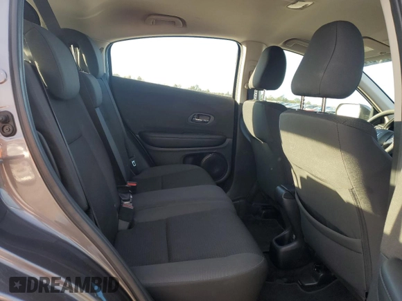 2022 Honda HR-V LX with VIN 3CZRU6H31NM757095, listed as a Copart auction lot 81810974 with 56,774 mi miles and Salvage Title. Bid and sale history available at carsss.com. Image 10.