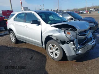 2014 Chevrolet Equinox LS z VIN 2GNALAEK8E6257747, wystawiony jako IAAI lot #41962257 z przebiegiem 104 164 mil mil oraz . Historia ofert i sprzedaży dostępna na DreamBid. Obrazek 1.