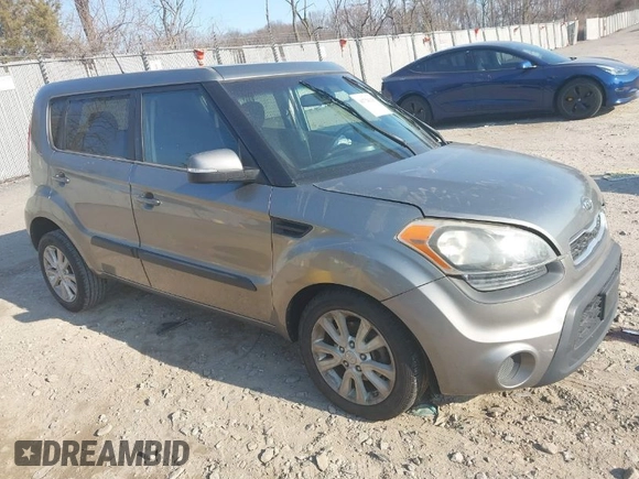 2012 Kia Soul + with VIN KNDJT2A68C7370716, listed as a IAAI auction lot 41726118 with 107,688 mi miles. Bid and sale history available at carsss.com. Image 1.