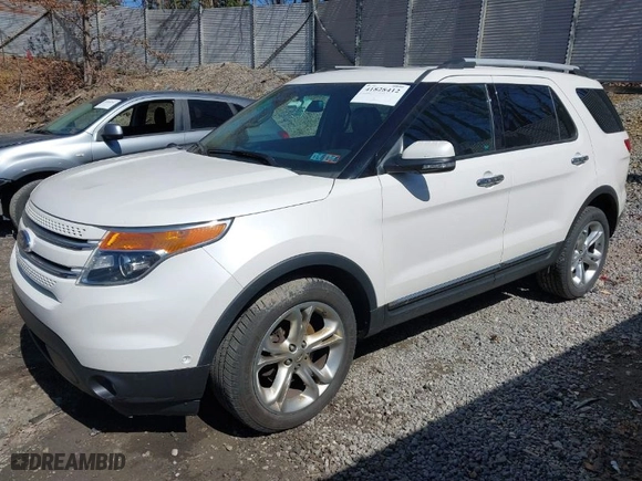2011 Ford Explorer Limited with VIN 1FMHK8F89BGA79229, listed as a IAAI auction lot 41828412 with 139,894 mi miles. Bid and sale history available at carsss.com. Image 2.