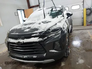 2021 Chevrolet Blazer LT z VIN 3GNKBHRS6MS542750, wystawiony jako IAAI lot #41573261 z przebiegiem 45 146 mil mil oraz . Historia ofert i sprzedaży dostępna na DreamBid. Obrazek 12.