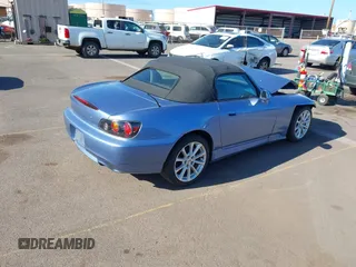 2006 Honda S2000 z VIN JHMAP21486S001776, wystawiony jako IAAI lot #41892551 z przebiegiem 125 537 mil mil oraz . Historia ofert i sprzedaży dostępna na DreamBid. Obrazek 4.