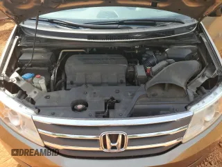 2013 Honda Odyssey EX-L with VIN 5FNRL5H68DB075153, listed as a Copart auction lot 60887325 with 263,001 mi miles and Salvage title. Bid and sale history available at DreamBid. Image 12.
