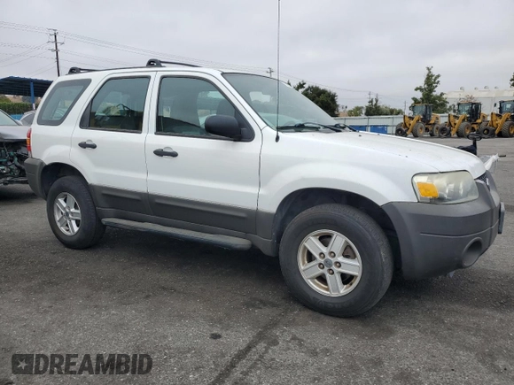 2005 Ford Escape XLS Value with VIN 1FMYU02Z15KC45321, listed as a Copart auction lot 75925824 with 179,408 mi miles and Salvage Title. Bid and sale history available at carsss.com. Image 4.