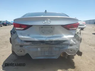 2017 Hyundai Elantra SE z VIN 5NPD74LF2HH175658, wystawiony jako Copart lot #58769035 z przebiegiem 124 740 mil mil oraz Czysty tytuł • Clean title. Historia ofert i sprzedaży dostępna na DreamBid. Obrazek 6.