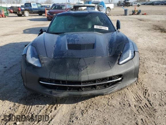 2017 Chevrolet Corvette 2LT z VIN 1G1YD2D79H5120543, wystawiony jako Copart lot #52300175 z przebiegiem 34 812 mil mil oraz Czysty tytuł • Clean title. Historia ofert i sprzedaży dostępna na DreamBid. Obrazek 5.