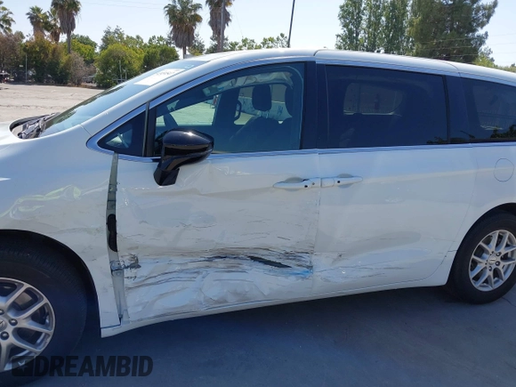 2024 Chrysler Pacifica Touring with VIN 2C4RC1FG7RR194974, listed as a IAAI auction lot 42459547 with 13,200 mi miles and . Bid and sale history available at DreamBid. Image 6.