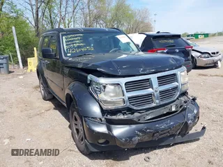 2009 Dodge Nitro SE z VIN 1D8GT28K69W505396, wystawiony jako IAAI lot #42104252 z przebiegiem 144 026 mil mil oraz . Historia ofert i sprzedaży dostępna na DreamBid. Obrazek 1.