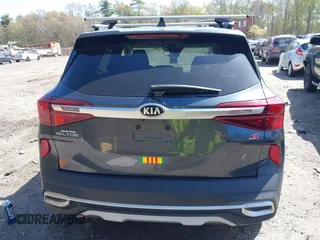 2021 Kia Seltos S z VIN KNDEUCAA7M7170551, wystawiony jako IAAI lot #42112245 z przebiegiem 50 300 mil mil oraz . Historia ofert i sprzedaży dostępna na DreamBid. Obrazek 16.