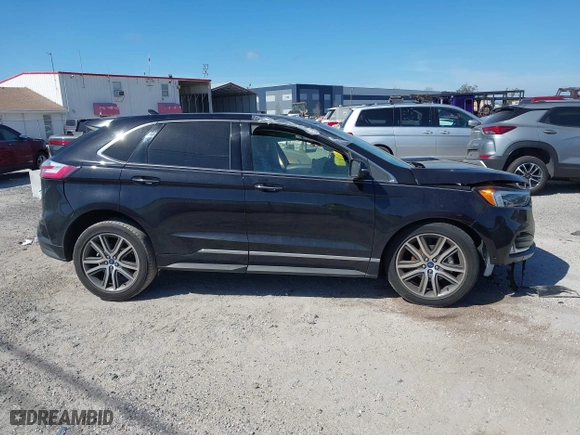2019 Ford Edge Titanium with VIN 2FMPK3K95KBC57853, listed as a IAAI auction lot 41584769 with 52,932 mi miles. Bid and sale history available at carsss.com. Image 13.
