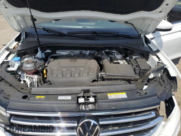 2024 Volkswagen Tiguan SE with VIN 3VVMB7AXXRM077048, listed as a Copart auction lot 54885705 with 9,414 mi miles and Salvage title. Bid and sale history available at DreamBid. Image 12.