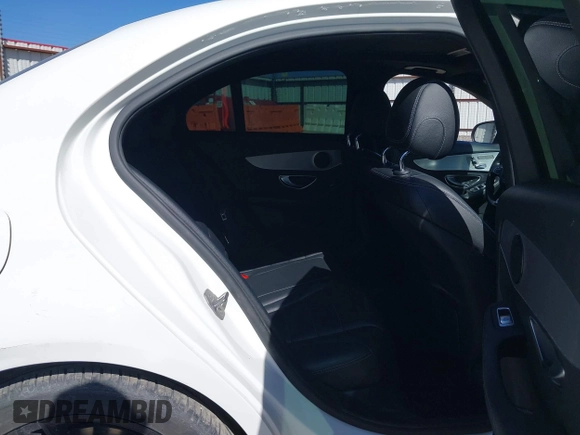 2018 Mercedes-Benz C 300 with VIN 55SWF4JB0JU262196, listed as a IAAI auction lot 41763838 with 98,948 mi miles and . Bid and sale history available at carsss.com. Image 8.