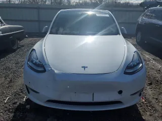 2022 Tesla Model Y Long Range with VIN 7SAYGDEE6NF454386, listed as a Copart auction lot 43506955 with 45,911 mi miles and Salvage Title. Bid and sale history available at DreamBid. Image 10.