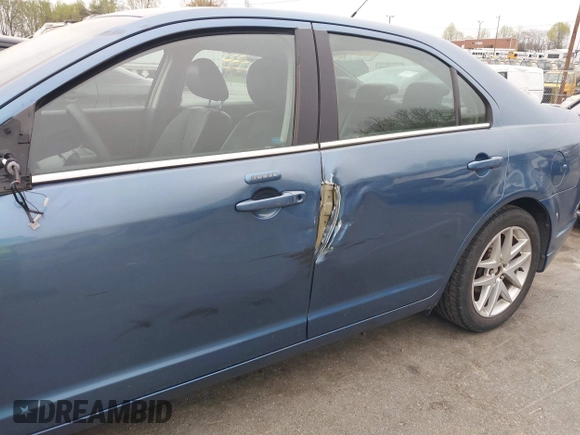 2010 Ford Fusion SEL with VIN 3FAHP0JG3AR419607, listed as a IAAI auction lot 41899712 with 147,962 mi miles. Bid and sale history available at carsss.com. Image 6.