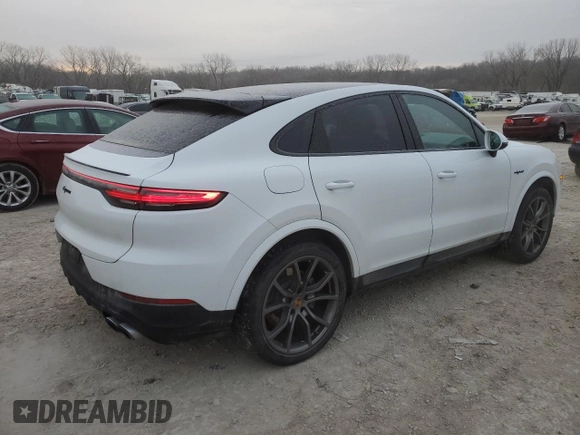 2021 Porsche Cayenne E-Hybrid Hybrid with VIN WP1BE2AY7MDA44052, listed as a Copart auction lot 44595335 with 45,896 mi miles and Salvage title. Bid and sale history available at DreamBid. Image 3.