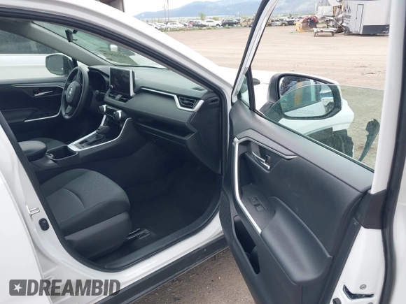 2024 Toyota RAV4 XLE with VIN 2T3P1RFV5RW473727, listed as a IAAI auction lot 42222478 with 19,764 mi miles and . Bid and sale history available at DreamBid. Image 5.