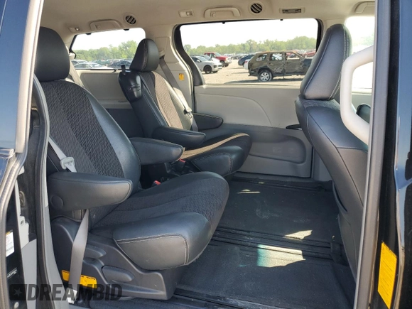 2011 Toyota Sienna SE with VIN 5TDXK3DCXBS048314, listed as a Copart auction lot 55989415 with 200,841 mi miles and Salvage title. Bid and sale history available at DreamBid. Image 11.