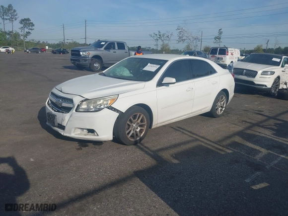 2013 Chevrolet Malibu LT with VIN 1G11C5SA9DU102242, listed as a IAAI auction lot 41903054 with 1 mi miles. Bid and sale history available at carsss.com. Image 17.