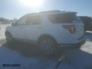 2018 Ford Explorer Platinum with VIN 1FM5K8HT2JGC70848, listed as a Copart auction lot 45092125 with 115,884 mi miles and Salvage Title. Bid and sale history available at carsss.com. Image 2.