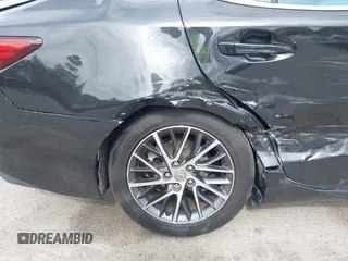 2018 Lexus ES with VIN 58ABK1GG0JU088946, listed as a IAAI auction lot 41720270 with 154,064 mi miles. Bid and sale history available at carsss.com. Image 6.