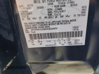 2006 Ford F-150 XLT с VIN 1FTPW12586KB22470, выставлен на аукционе Copart как лот 57362565 с пробегом 197 522 миль миль и Списание • Salvage title. История ставок и продаж доступна на DreamBid. Изображение 12.
