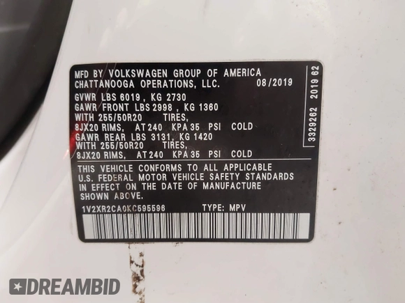 2019 Volkswagen Atlas SE z VIN 1V2XR2CA0KC595596, wystawiony jako IAAI lot #41410019 z przebiegiem 103 336 mil mil oraz . Historia ofert i sprzedaży dostępna na DreamBid. Obrazek 9.