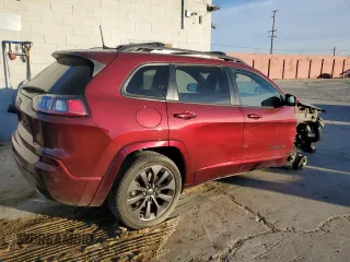 2019 Jeep Cherokee Limited with VIN 1C4PJLDX3KD373579, listed as a Copart auction lot 86581454 with 44,382 mi miles and Salvage title. Bid and sale history available at DreamBid. Image 3.
