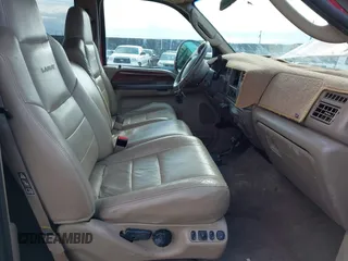 2003 Ford F-350 XL z VIN 1FTSW31P43EC26926, wystawiony jako IAAI lot #42237720 z przebiegiem Nie podano mil oraz . Historia ofert i sprzedaży dostępna na DreamBid. Obrazek 5.