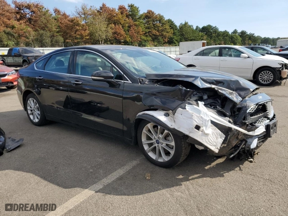 2020 Ford Fusion Plug-In Hybrid Titanium with VIN 3FA6P0SU8LR235214, listed as a Copart auction lot 71857393 with NaN miles. Bid and sale history available at carsss.com. Image 4.