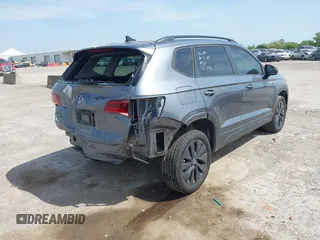 2024 Volkswagen Taos S с VIN 3VV5X7B29RM073159, выставлен на аукционе IAAI как лот 42021195 с пробегом 28 619 миль миль и . История ставок и продаж доступна на DreamBid. Изображение 4.