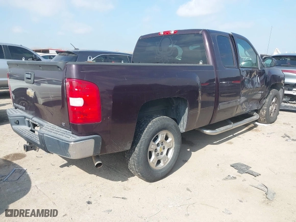 2008 Chevrolet Silverado 1500 LT w/1LT with VIN 2GCEC19J981145682, listed as a IAAI auction lot 41511150 with 142,290 mi miles. Bid and sale history available at carsss.com. Image 4.