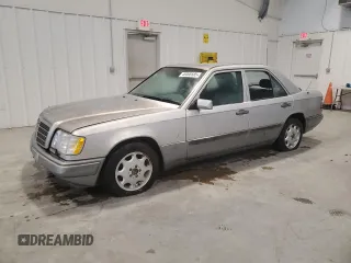 1994 Mercedes-Benz E Class with VIN WDBEA32E9RC149336, listed as a Copart auction lot 46066585 with 161,407 mi miles and Clean Title. Bid and sale history available at carsss.com. Image 1.