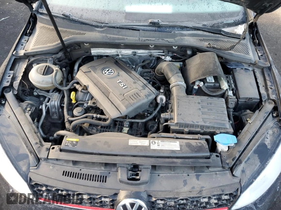 2015 Volkswagen GTI SE with VIN 3VW4T7AU8FM005632, listed as a Copart auction lot 81136184 with 92,886 mi miles and Salvage Title. Bid and sale history available at DreamBid. Image 13.