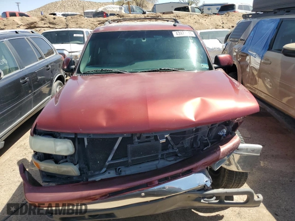 2002 Chevrolet Tahoe Z71 with VIN 1GNEK13Z62R310238, listed as a Copart auction lot 43973145 with 218,657 mi miles and Salvage Title. Bid and sale history available at carsss.com. Image 5.